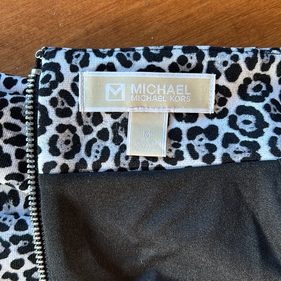 Michael Kors Snow Leopard Print Skirt - Picture 3 of 8